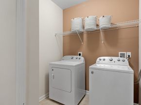 5 Peters Farm Way 105, Westborough MA 01581