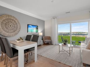 5 Peters Farm Way 105, Westborough MA 01581