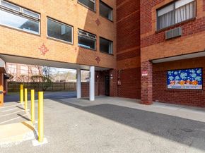 111 Foster Unit 416, Peabody MA 01960