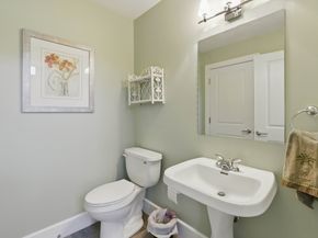 2 Powder Mill Sq 2B, Andover MA 01810