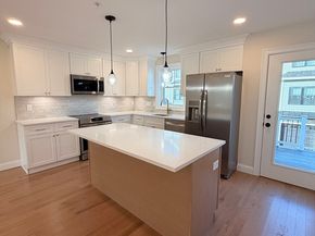 9 Acton Rd 10, Chelmsford MA 01824