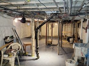 47 Birch St, Worcester MA 01603