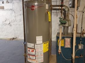 47 Birch St, Worcester MA 01603