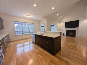 22 Highland Rd 22, Westford MA 01886