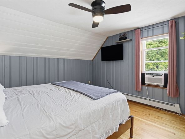 15 Anderson Ave, Worcester MA 01604