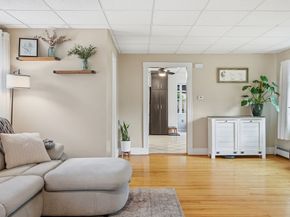 15 Anderson Ave, Worcester MA 01604