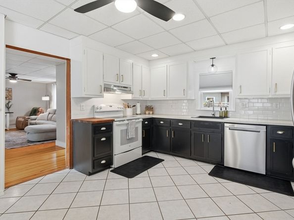 15 Anderson Ave, Worcester MA 01604
