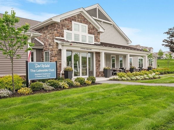 4403 Peters Farm Way 403, Westborough MA 01581