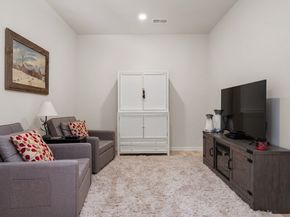 4403 Peters Farm Way 403, Westborough MA 01581