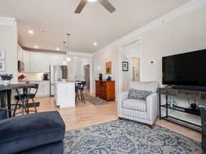 4403 Peters Farm Way 403, Westborough MA 01581