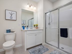 4403 Peters Farm Way 403, Westborough MA 01581