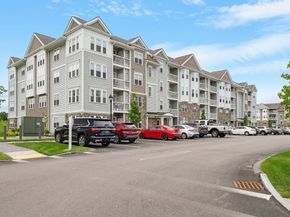 4403 Peters Farm Way 403, Westborough MA 01581