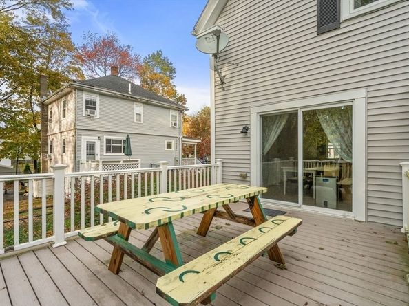 98 Myrtle, Rockland MA 02370