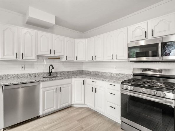98 Myrtle, Rockland MA 02370