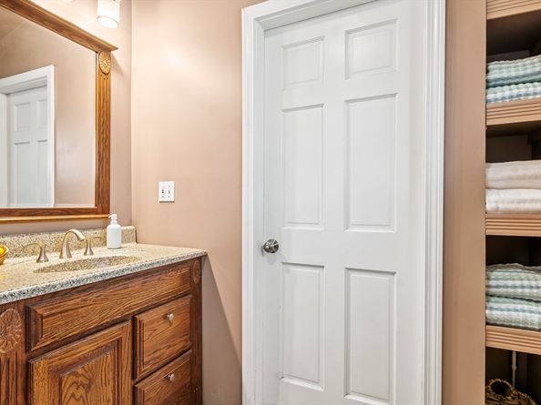 7 Allendale Ave, Billerica MA 01821