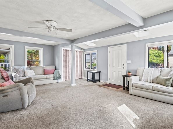 7 Allendale Ave, Billerica MA 01821