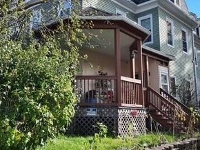 24 Catharine St, Worcester MA 01605