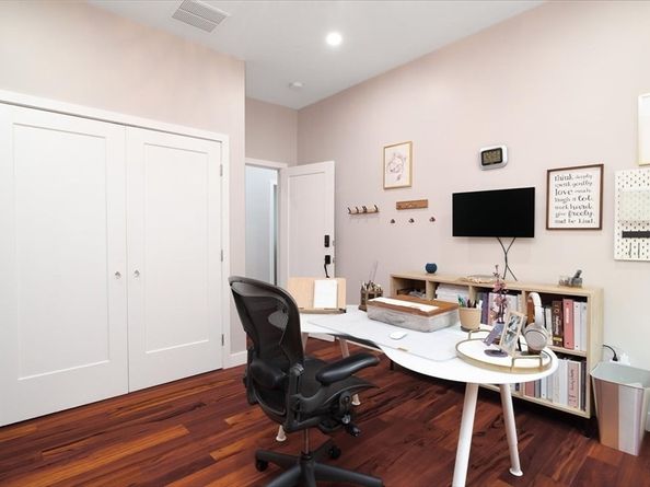 145 W River Street, Upton MA 01568