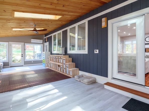 145 W River Street, Upton MA 01568