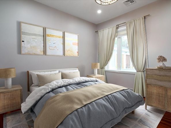 145 W River Street, Upton MA 01568