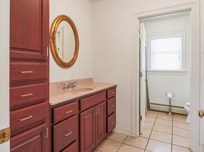 26 Cedar Lake Dr, Sturbridge MA 01566