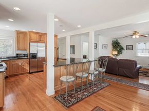 26 Cedar Lake Dr, Sturbridge MA 01566