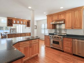 26 Cedar Lake Dr, Sturbridge MA 01566
