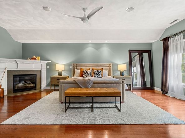 45 Thistle Road, North Andover MA 01845