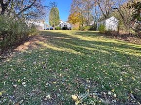 28 Sabino Farm Rd, Peabody MA 01960