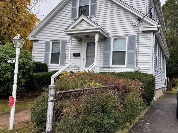 28 Sabino Farm Rd, Peabody MA 01960