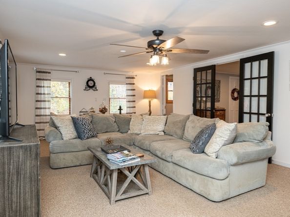 1 Mill Terrace, Middleton MA 01949