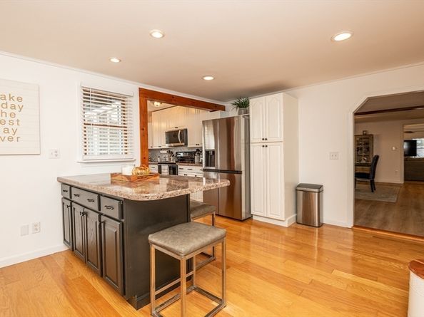 1 Mill Terrace, Middleton MA 01949