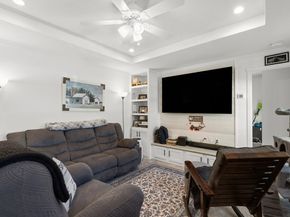 161 Newbury St 32, Peabody MA 01960