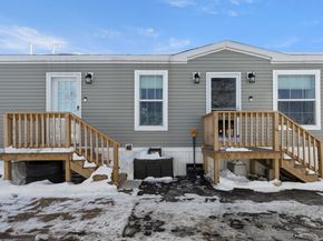 161 Newbury St 32, Peabody MA 01960