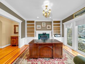 4 Andover Country Club Ln, Andover MA 01810