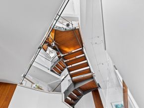 55 Leicester St, Brookline MA 02445