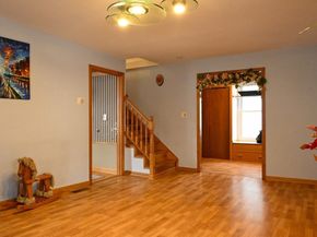 60 Roy St, Swampscott MA 01907