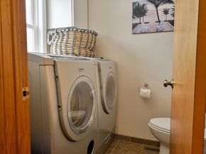 60 Roy St, Swampscott MA 01907