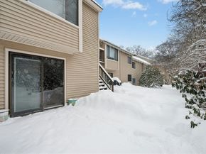 6 Thayer Pond Drive 11, Oxford MA 01537