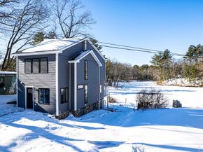 6 Hillside Rd, Northborough MA 01532