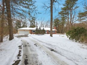 5 Crest Dr W, Dover MA 02030