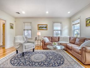 216-220 Newtonville Ave 218, Newton MA 02460