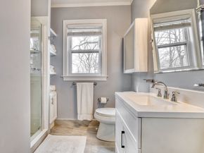 216-220 Newtonville Ave 218, Newton MA 02460