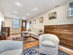 216-220 Newtonville Ave 218, Newton MA 02460