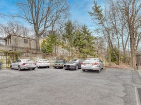 216-220 Newtonville Ave 218, Newton MA 02460