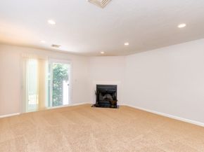 1307 Lagrange 1307, Boston MA 02467