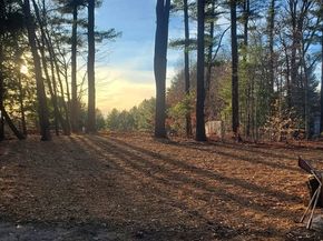 98 Walnut St, Halifax MA 02338