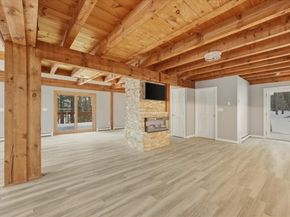 98 Walnut St, Halifax MA 02338