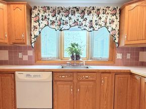 22 Oakdale Rd, Canton MA 02021