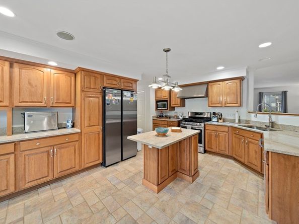 58 Bay Farm Rd 58, Duxbury MA 02332